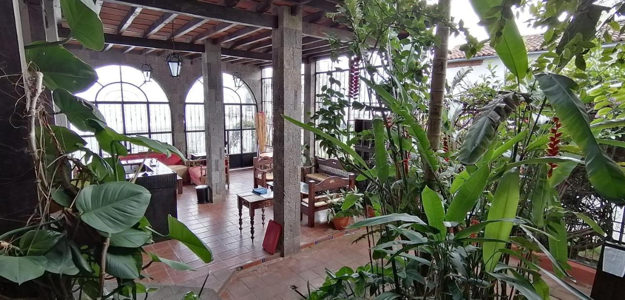 Mikaso Hotel San Pedro La Laguna Ngoại thất bức ảnh