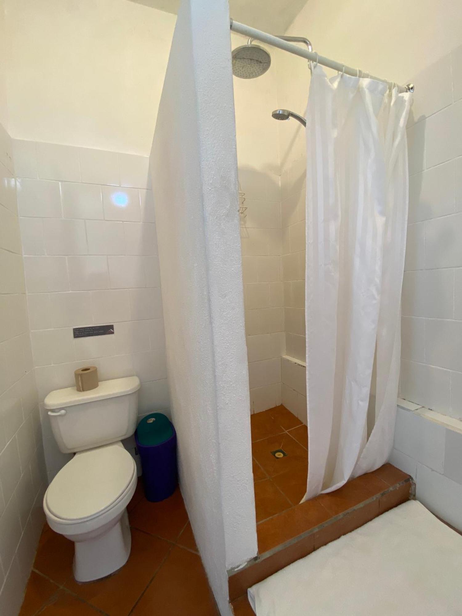 Mikaso Hotel San Pedro La Laguna Ngoại thất bức ảnh