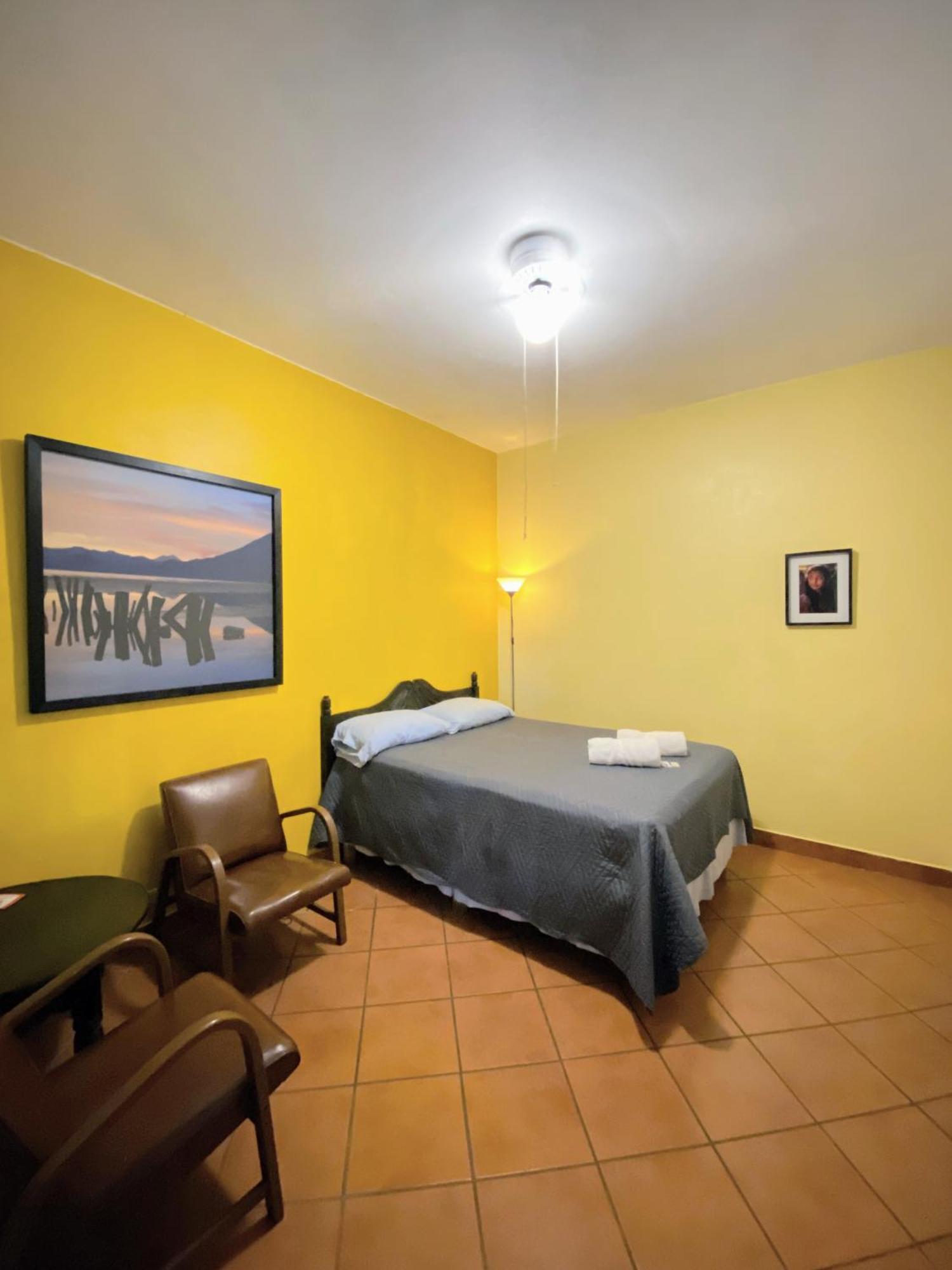 Mikaso Hotel San Pedro La Laguna Ngoại thất bức ảnh